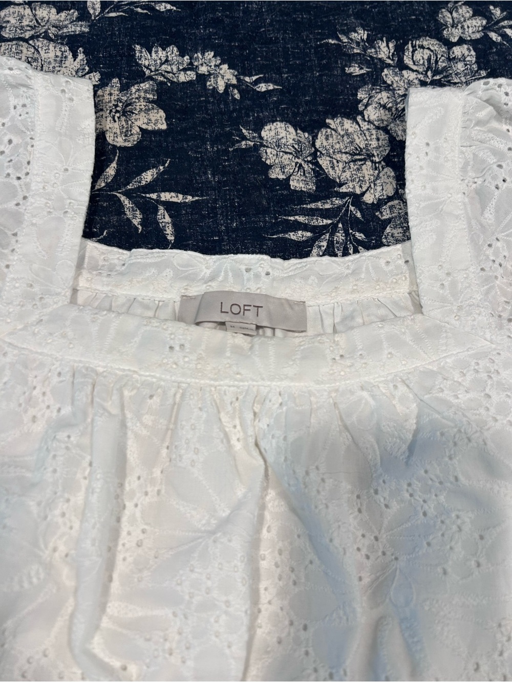 LOFT White Eyelet Square-Neck Puff Sleeve Top - Picture 4 of 5